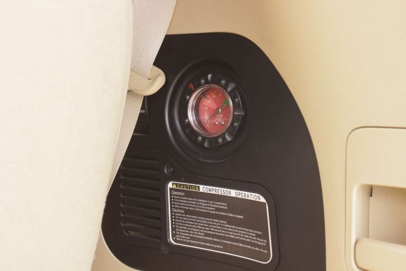 تويوتا لاند كروزر EXR 5.7L 4WD