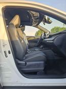 تويوتا كورولا كروس LTD HEV NEW SHAPE / 2.0L V4 PETROL / SUNROOF / LEATHER WITH DRIVER POWER SEAT (CODE # CRCHCN)