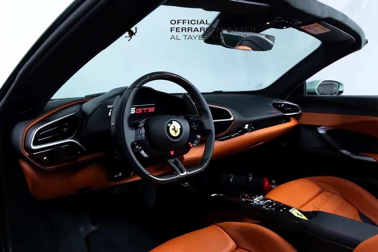فيراري 296 GTB