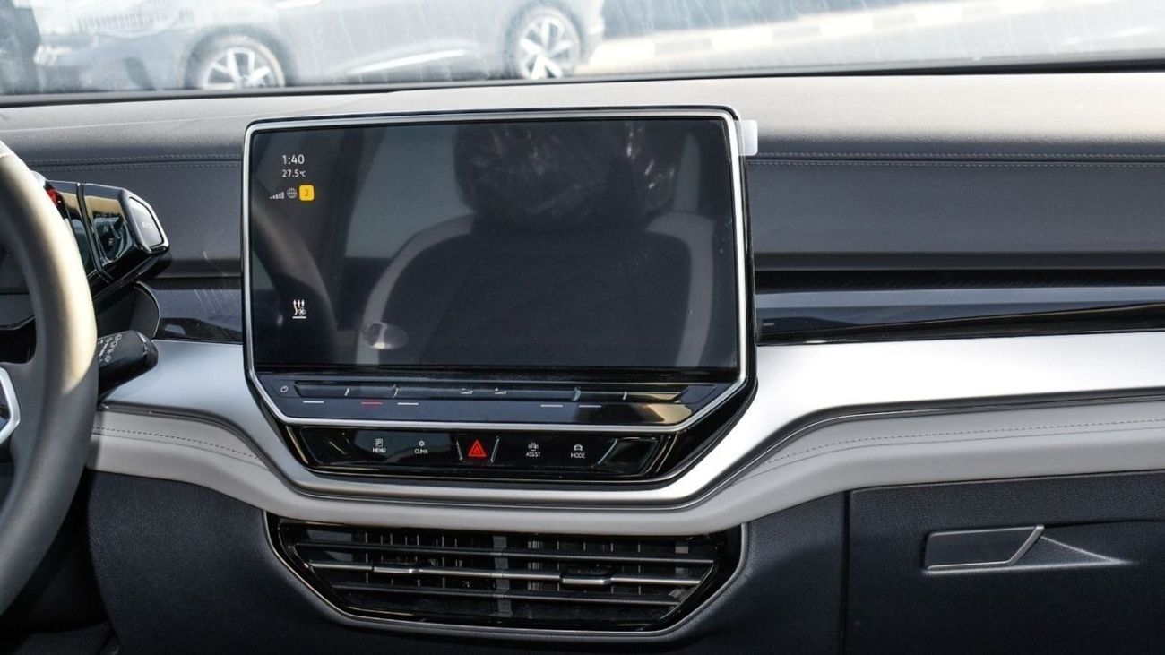 Volkswagen ID.6 VOLKSWAGEN_ID.6_CROZZ_PRO_2022_FULL_OPTIONS_7SEATS_360_FIXED_PANORAMIC_HUD