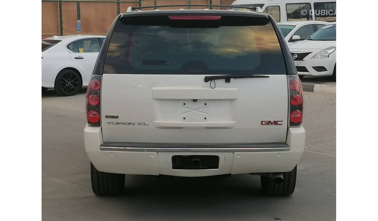GMC Yukon GMC YOUKAN DENALI XL