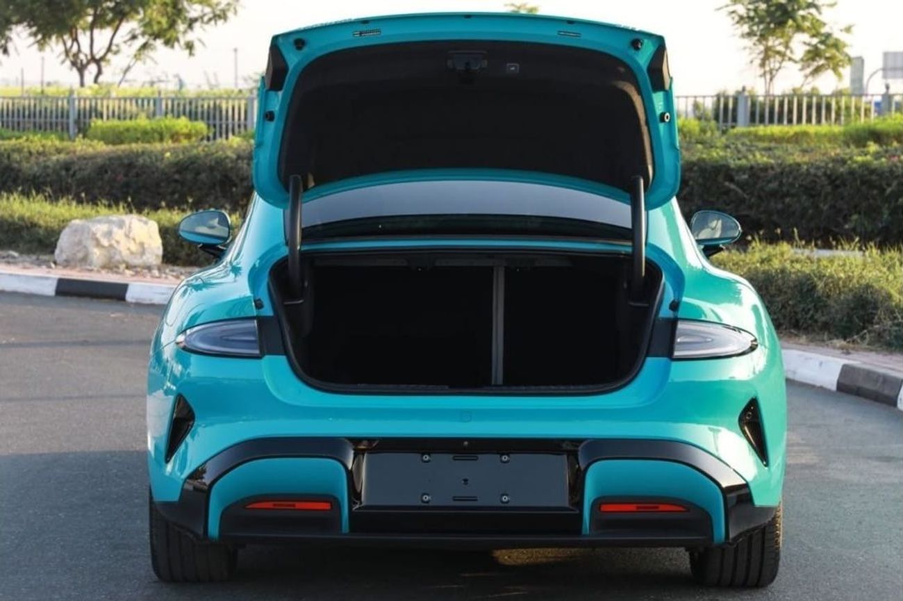 Xiaomi SU7 2024 XIAOMI SU7 PRO - Blue inside Grey