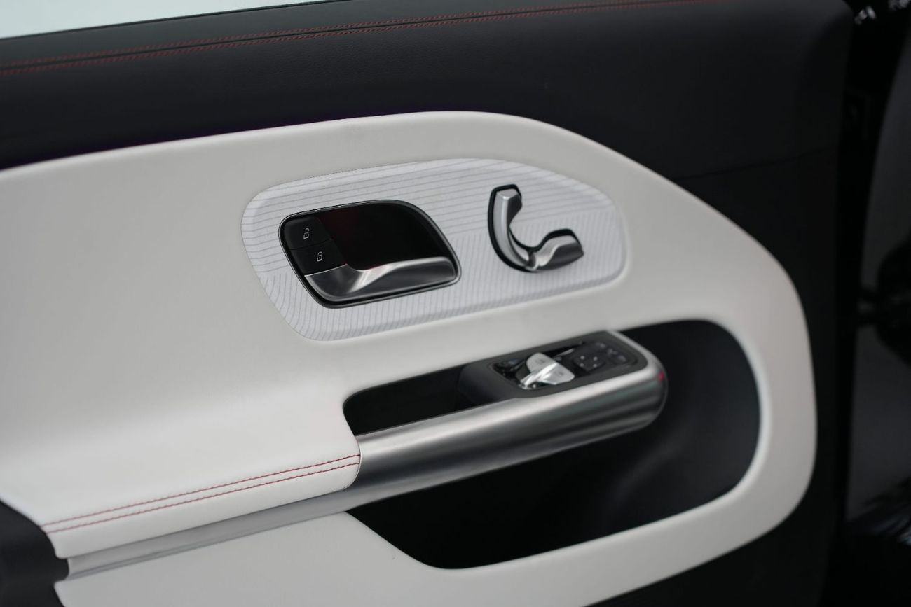 مرسيدس بنز CLA 200 AMG