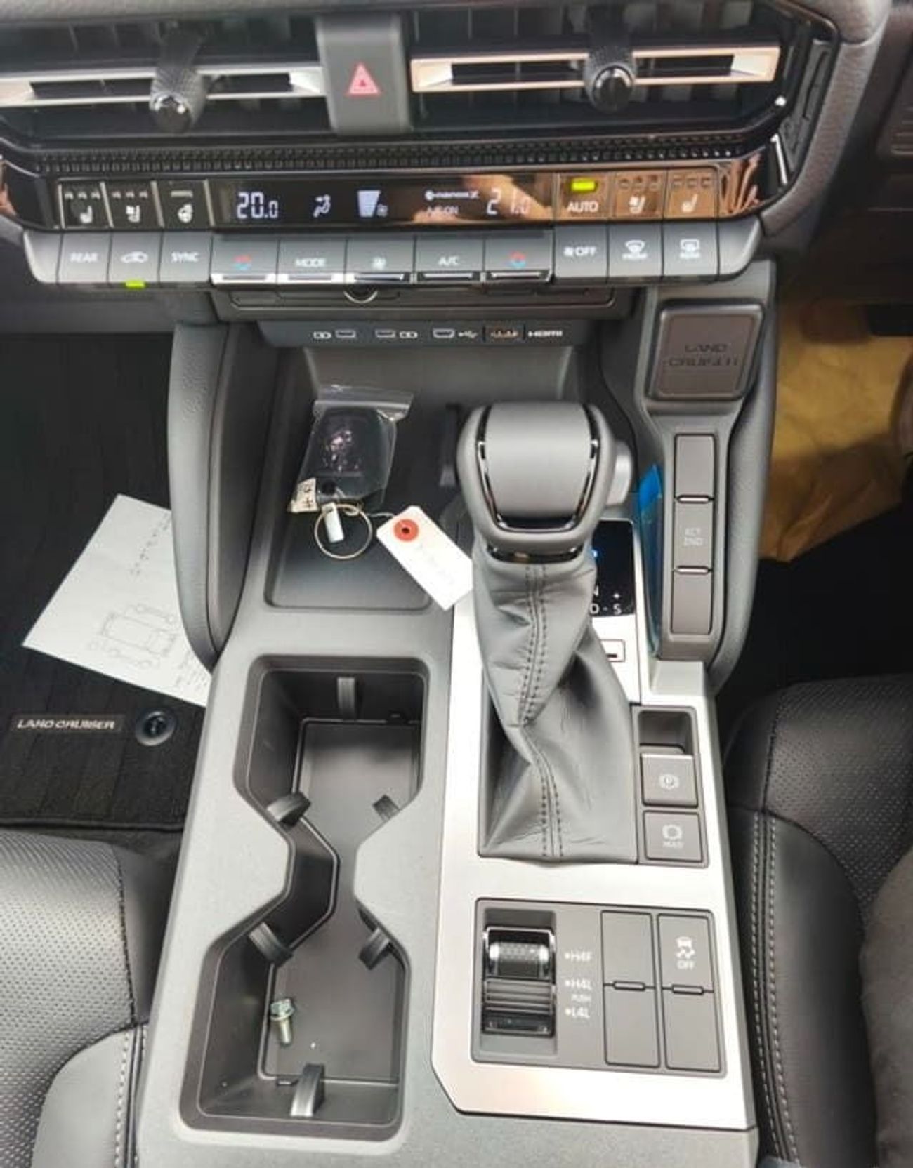 تويوتا لاند كروزر TOYOTA LAND CRUISER SUV RHD 2025 MODEL 2.6 L PETROL AUTOMATIC(PM21726)