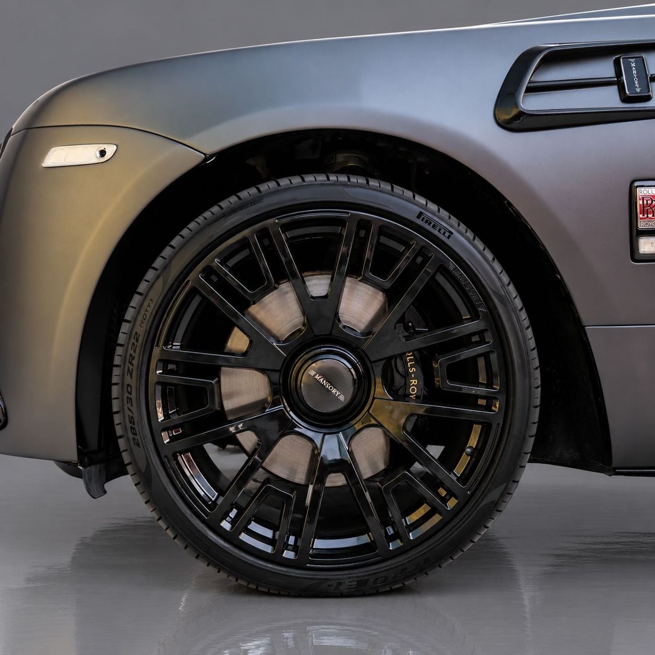 Rolls Royce Wraith STANDARD 359,950  • CASH • Rolls-Royce Wraith Mansory KIT • 1 Year Warranty