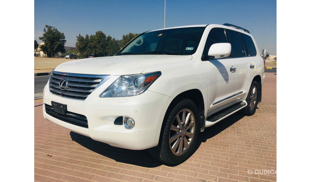 Lexus LX570 سياره نظيفه جدا بدون حوادث بحاله ممتاذه جدا ضمان شاسيه جير ماكينه