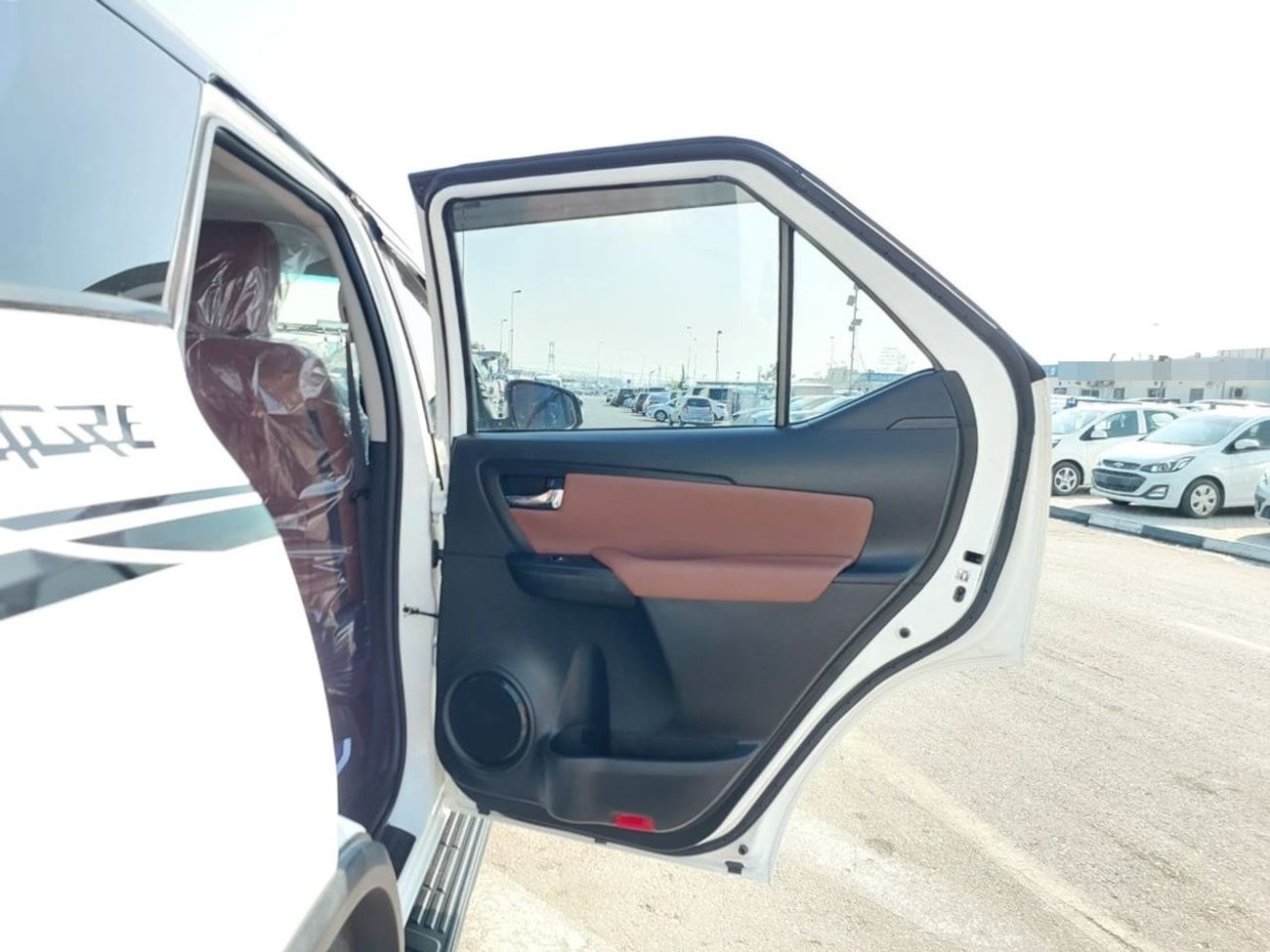 Toyota Fortuner TOYOTA FORTUNER SUV RHD 2023 MODEL 2.8 L DIESEL AUTOMATIC(PM41650)