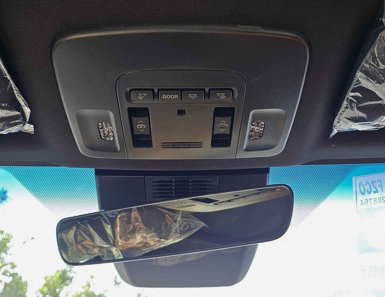 Toyota Camry GLE / 2.5L V4 PETROL / RADAR / BLIND SPOT / PWR SEATS / PANORAMIC ROOF (CODE # 68096)