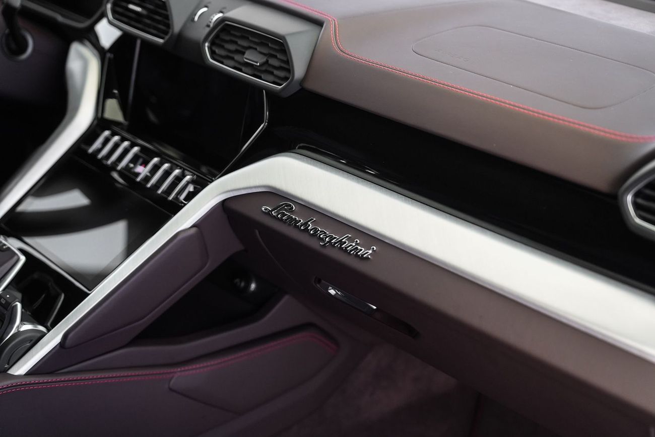 Lamborghini Urus STD 4.0T V8