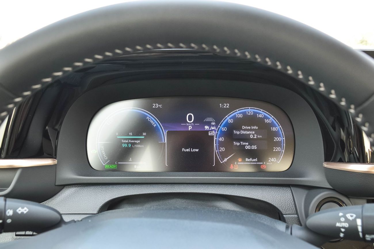 Toyota Crown TOYOTA CROWN HYBRID 2.5L FWD SEDAN 2026