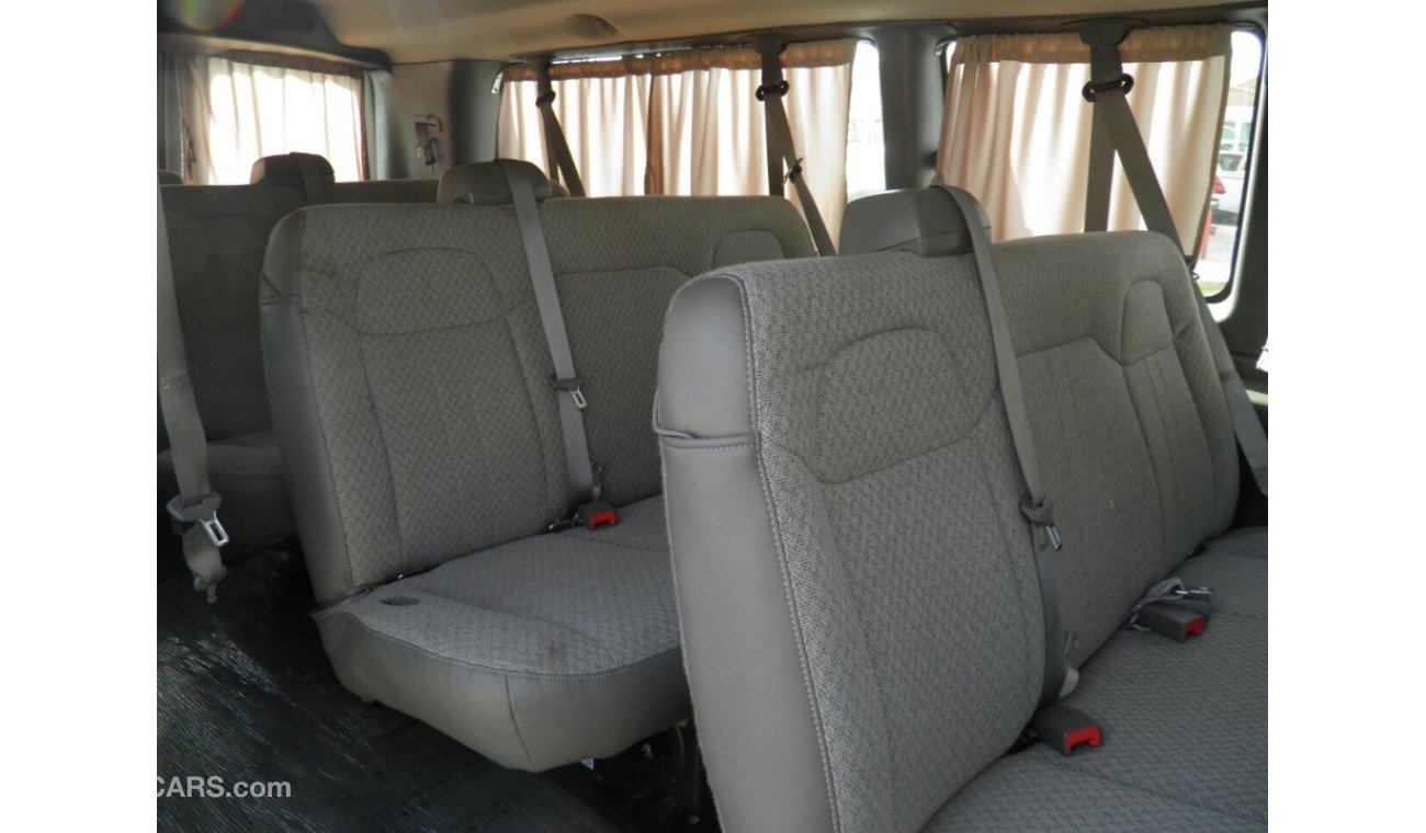 Chevrolet Express 2014 15 seat