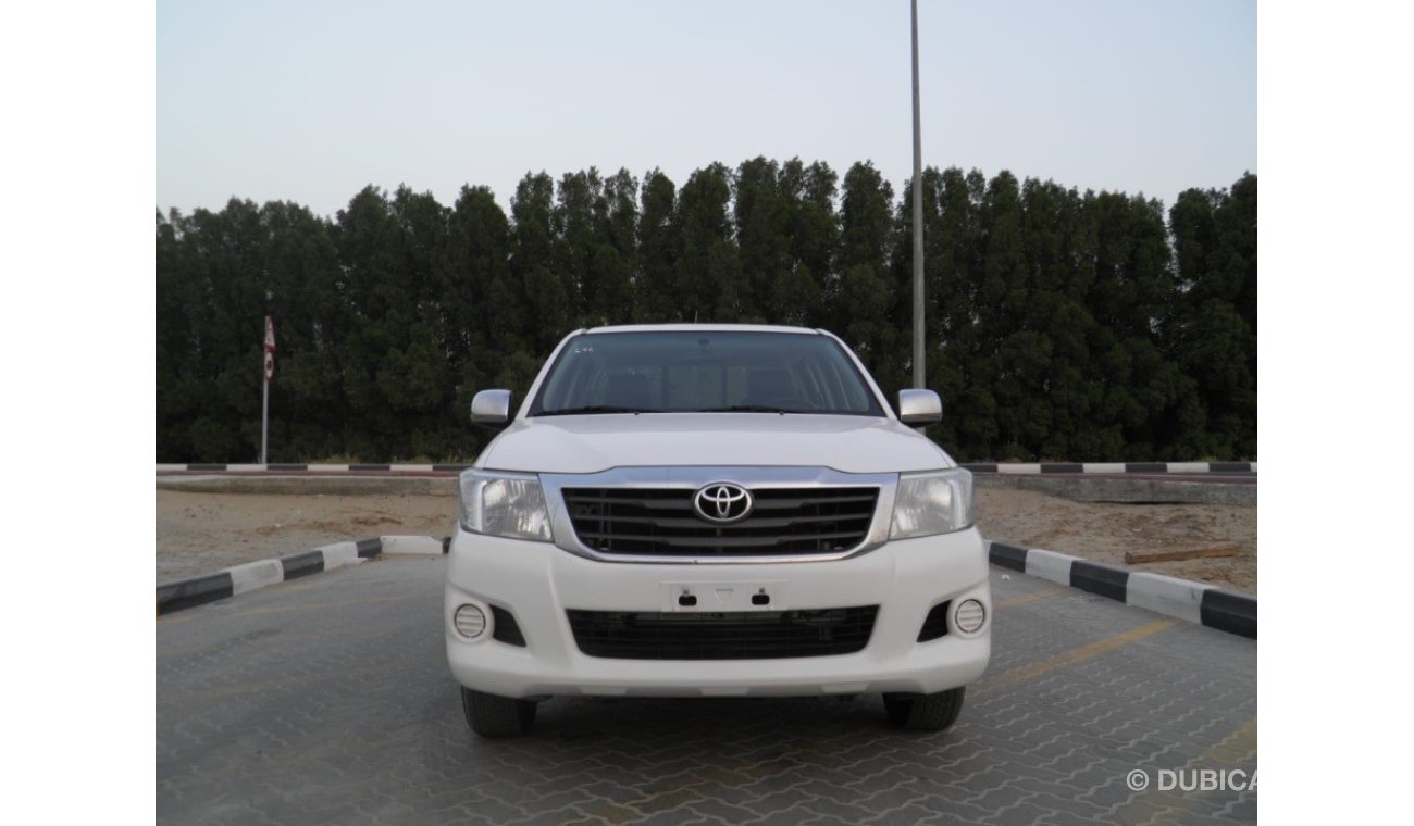 Toyota Hilux 2015 2.7 4X2 ref#676