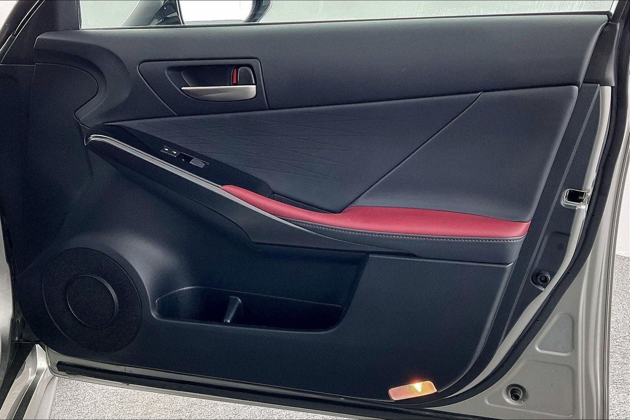 Lexus IS300 Premier | 1 year free warranty | 0 Down Payment