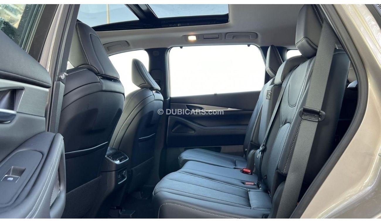 Infiniti QX60 LUX Climate Package AWD Under Warranty