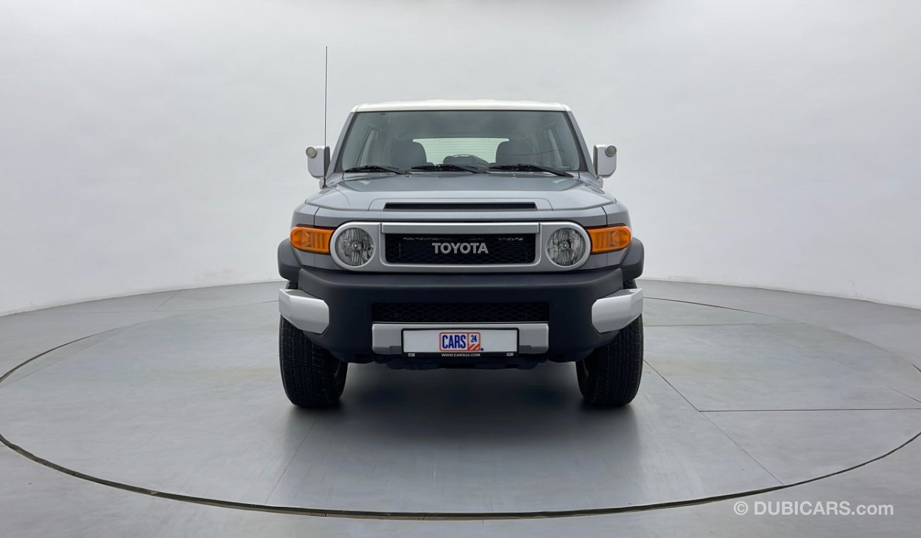 Toyota FJ Cruiser GXR 4 | Under Warranty | Inspected on 150+ parameters