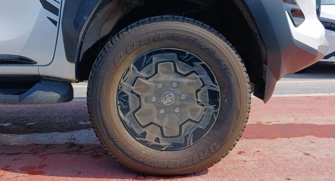 Toyota Hilux Toyota Hilux GR Sport 2.8L Saudi Specs 2025YM