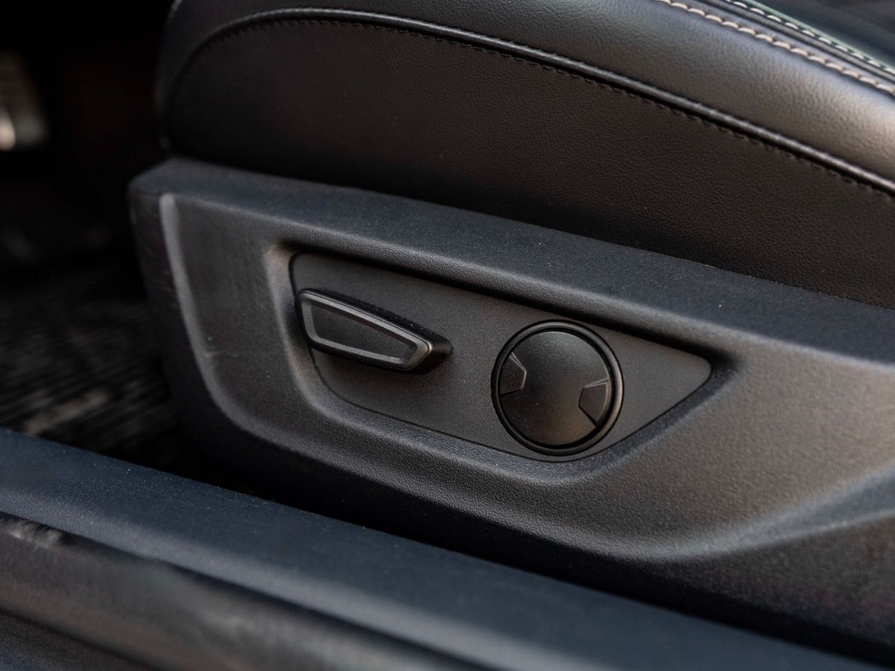 Ford Mustang GT 5.0L (435 HP) Coupe M/T