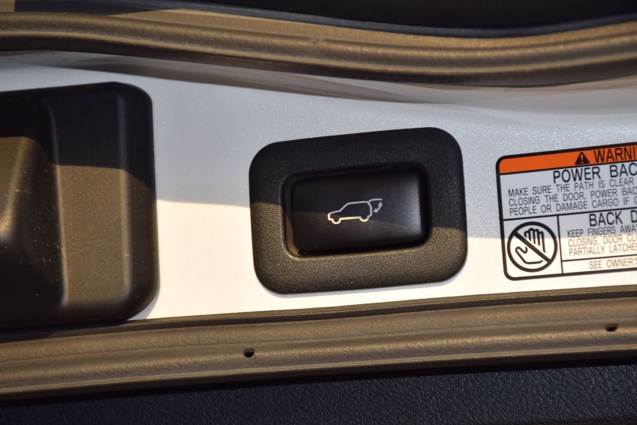 Lexus LX 570 F SPORT  LEXUS LX570 5.7L V8 PETROL FULL OPTIONS