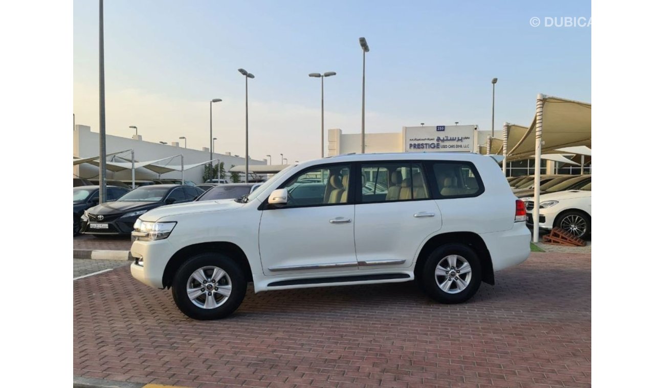 Toyota Land Cruiser Sharja