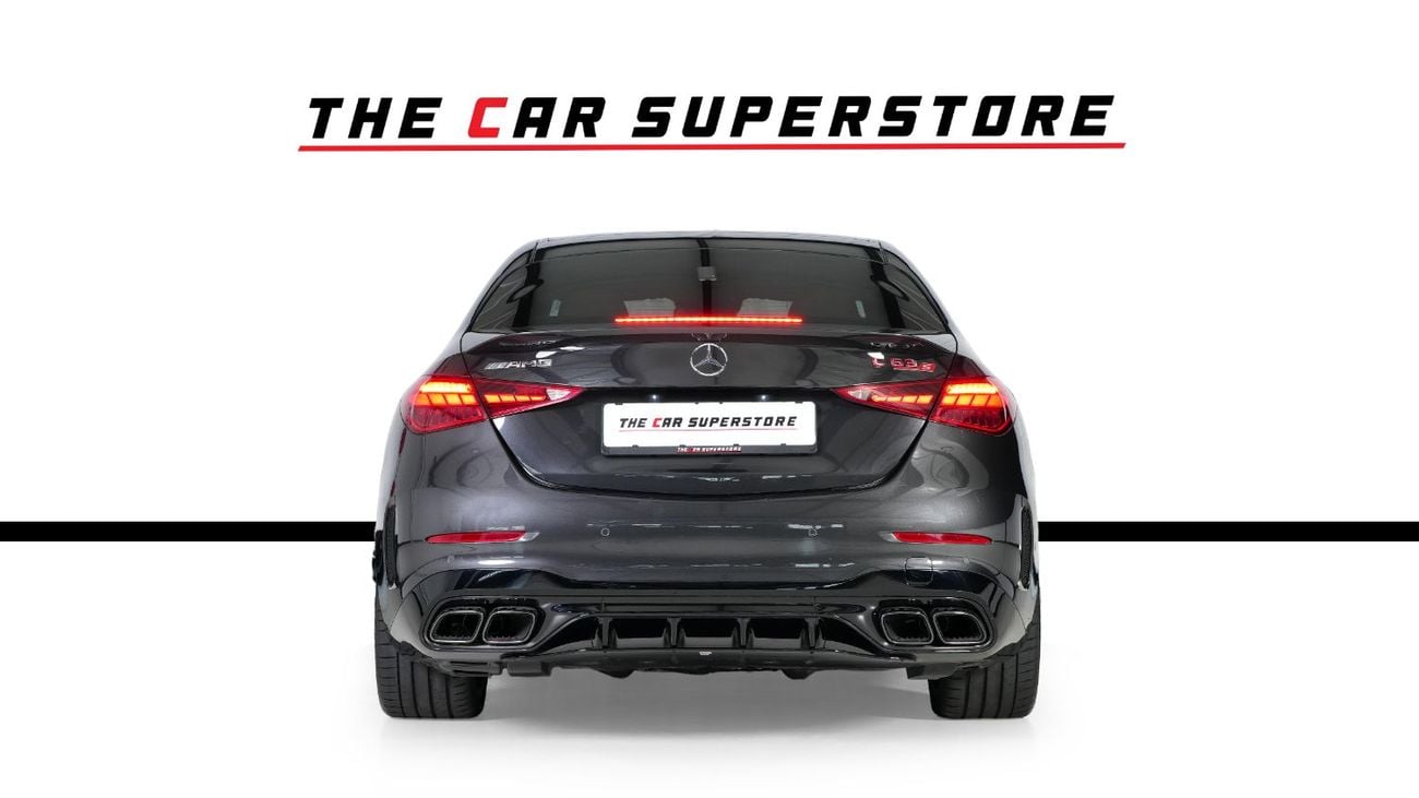 مرسيدس بنز C 63 AMG 827 KMS ONLY-Graphite Grey Metallic-The Best Sports Sedan