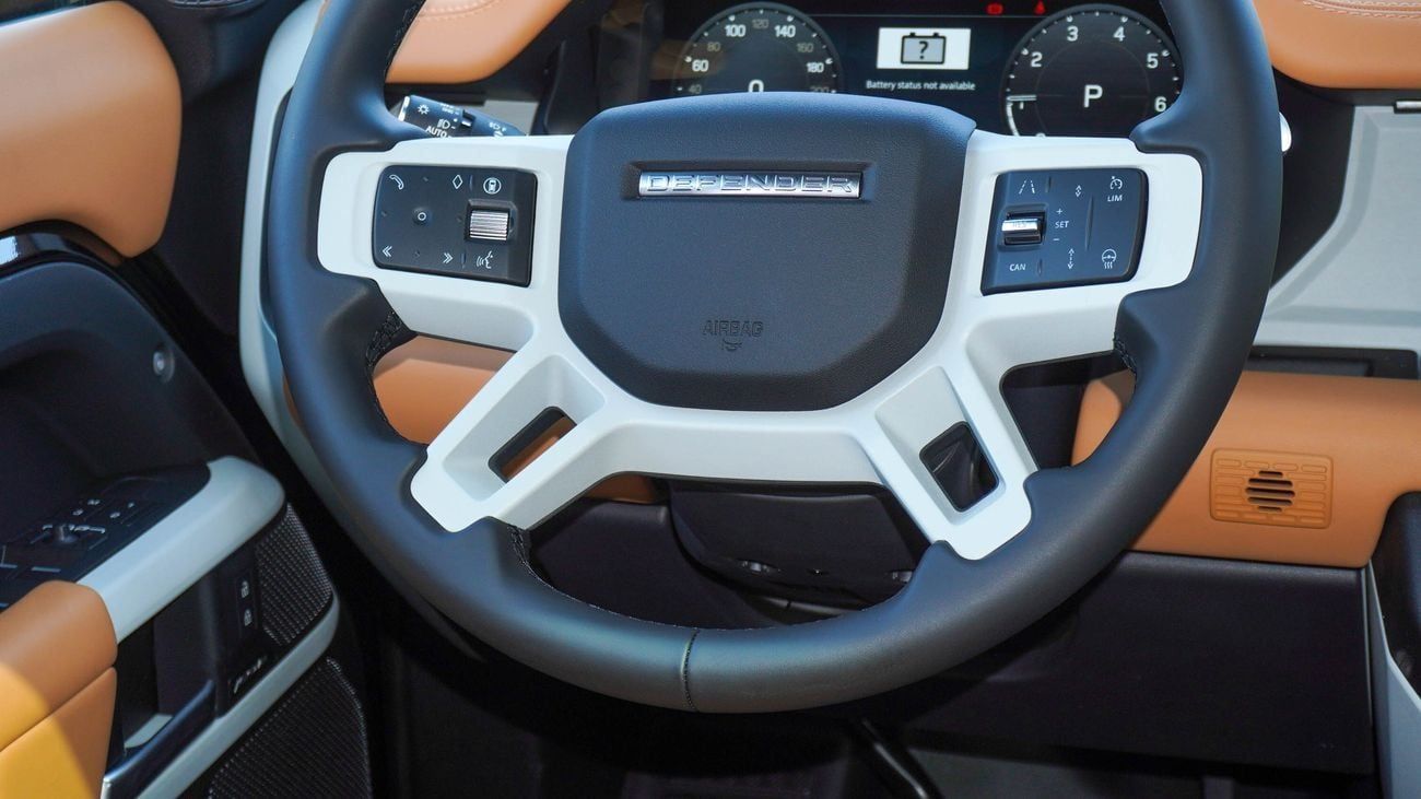 لاند روفر ديفندر HSE P300 X DYNAMIC 2.0L