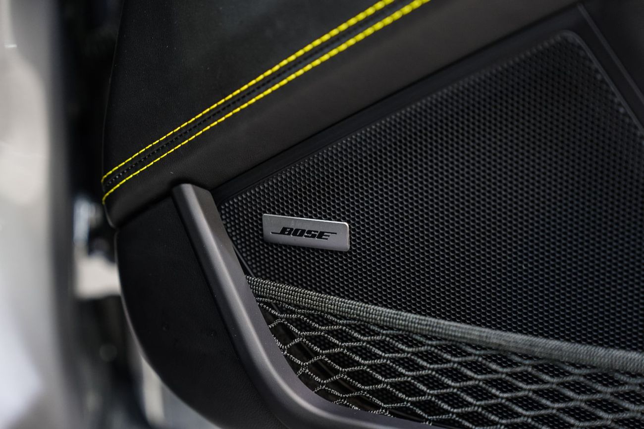 Porsche 911 GT3 RS 4.0L (520 HP) Coupe Weissach Package, Full Carbon, Ceramic Brakes, Lift System, Al Nabooda Wa