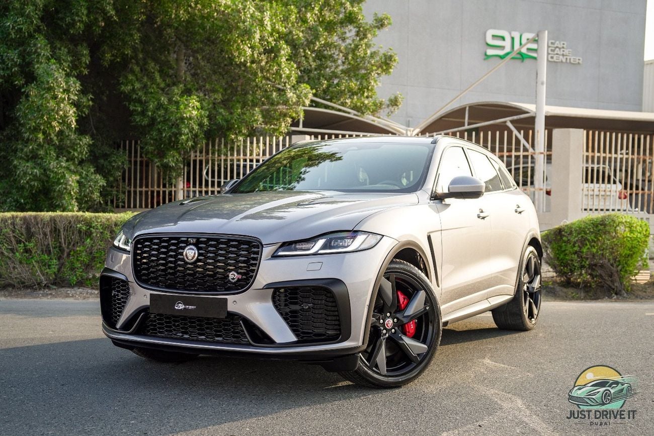 جاكوار F بيس SVR 5.0L