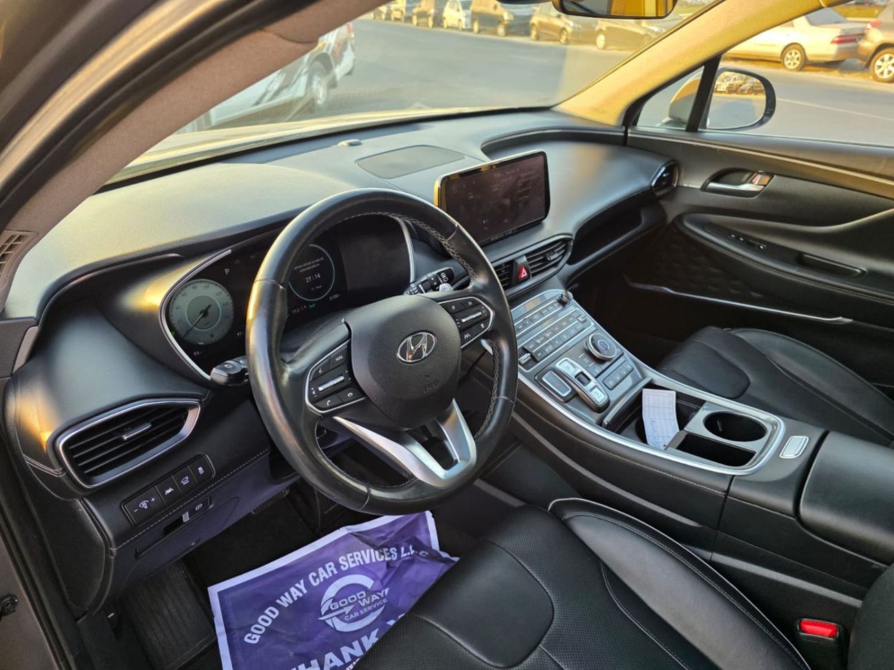 Hyundai Santa Fe limited 1.6T hybrid engine Panoramic roof and 360 camera