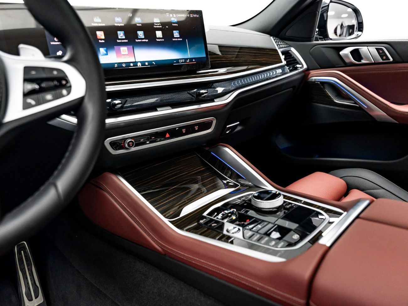 BMW X6 40i M Sport 3.0L 2025 BMW X6 XDrive 40i, 2029 BMW Warranty + Service Contract, Low KMs, GCC