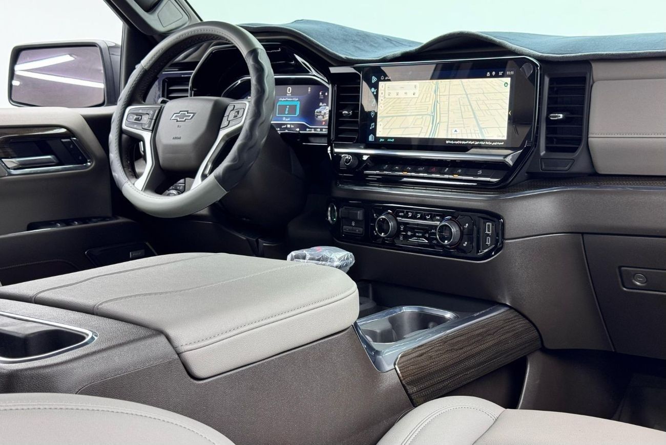 شيفروليه سيلفارادو 2024 Chevrolet Silverado 1500 Z71 LT Trail Boss, 2027 Chevrolet Warranty, Full Service History, GCC