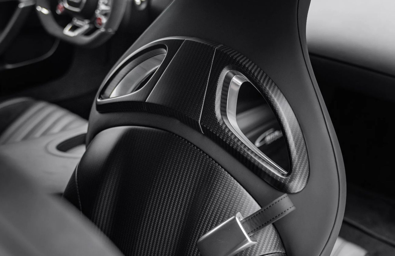 بوغاتي شيرون 8.0L W16 Quad-Turbo Engine | Warranty