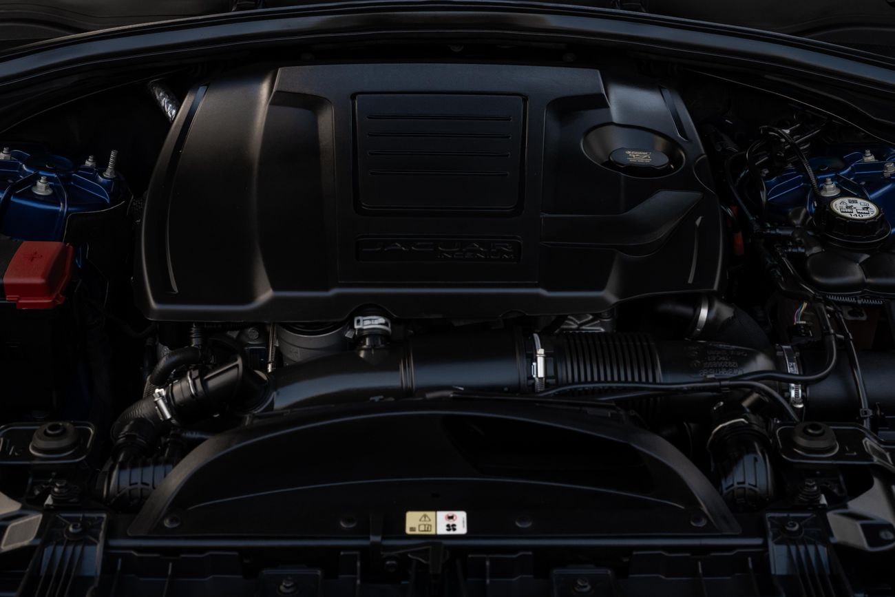 جاكوار F بيس F-Pace S | 2,742 P.M | 0% Downpayment | Agency Warranty & Full Al Tayer Service History