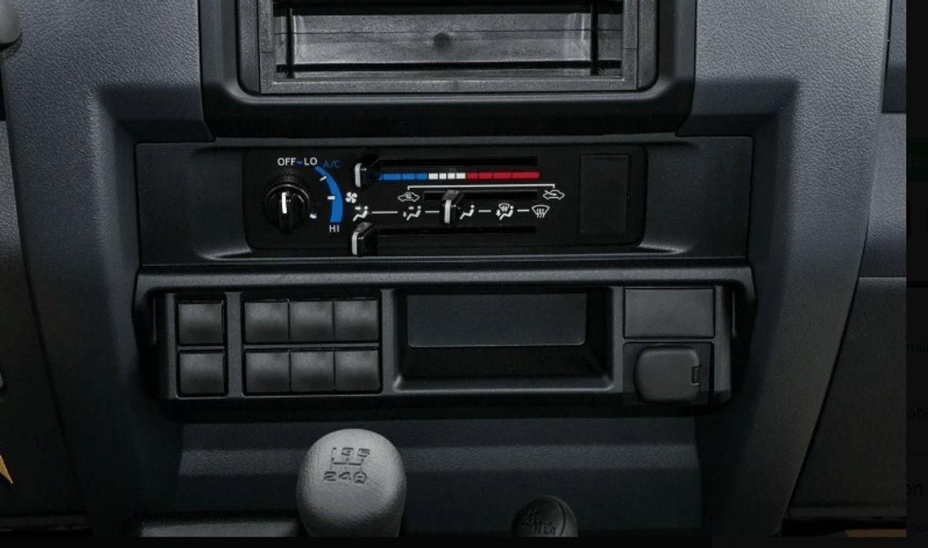 Toyota Land Cruiser Pick Up ECTGEN007 - 2025 Toyota LC79 Double Cab Pick Up - 4.2L Diesel Manual - White