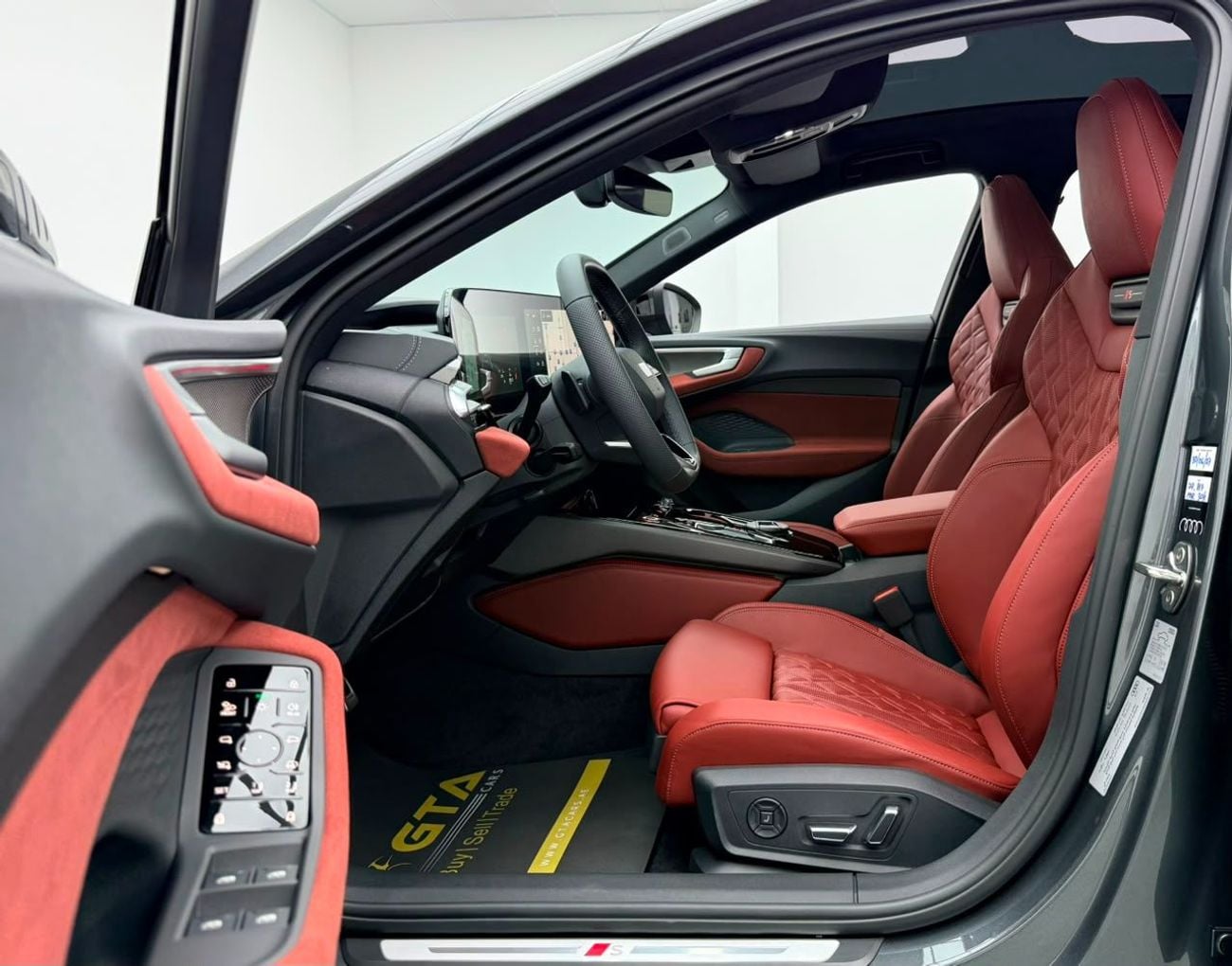 أودي S5 TFSI LIMOUSINE 2025 Audi S5 3.0 TFSI, 2030 Audi Warranty + Service Pack, Full Audi Service History, Low Km, GCC