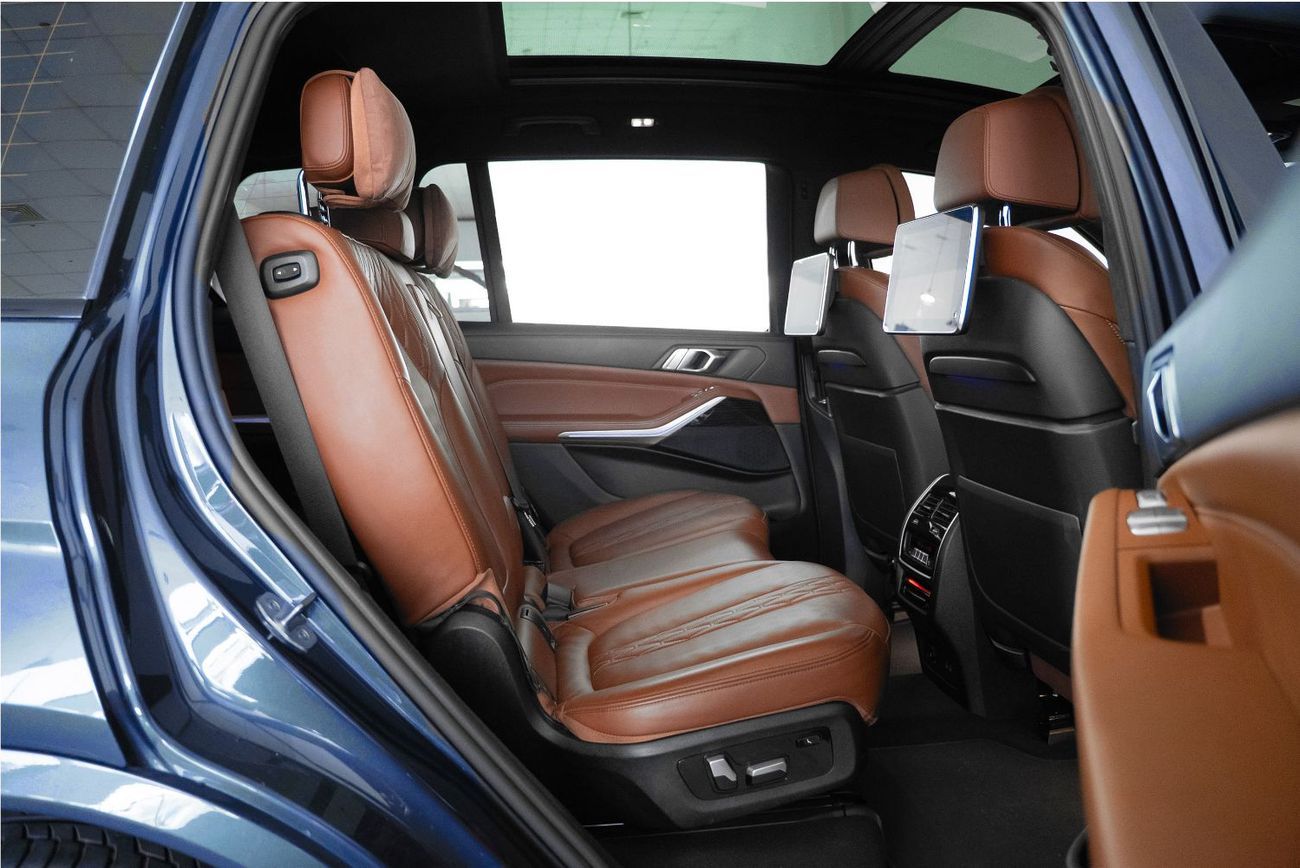 BMW X7 40i M Sport Pure 3.0L (335 HP) 40i M-Sport / Full BMW Service History / Original Paint