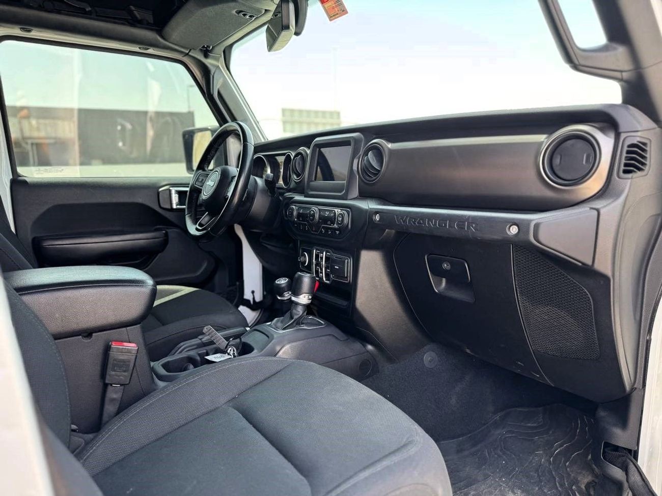 جيب رانجلر Unlimited Sport 3.6L A/T