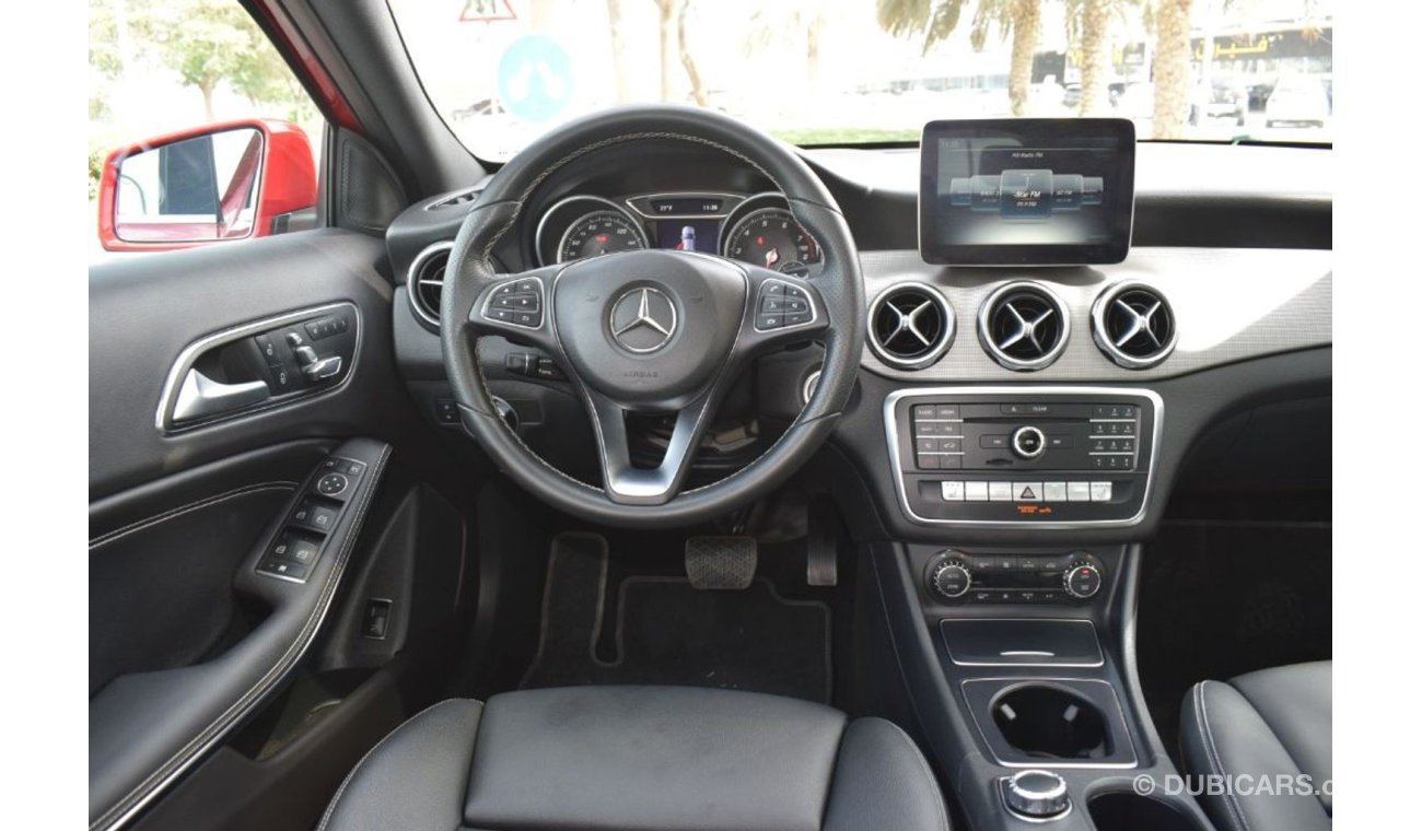 Mercedes-Benz GLA 250 FREE REGISTRATION - WARRANTY - BANK LOAN 0 DOWNPAYMENT -