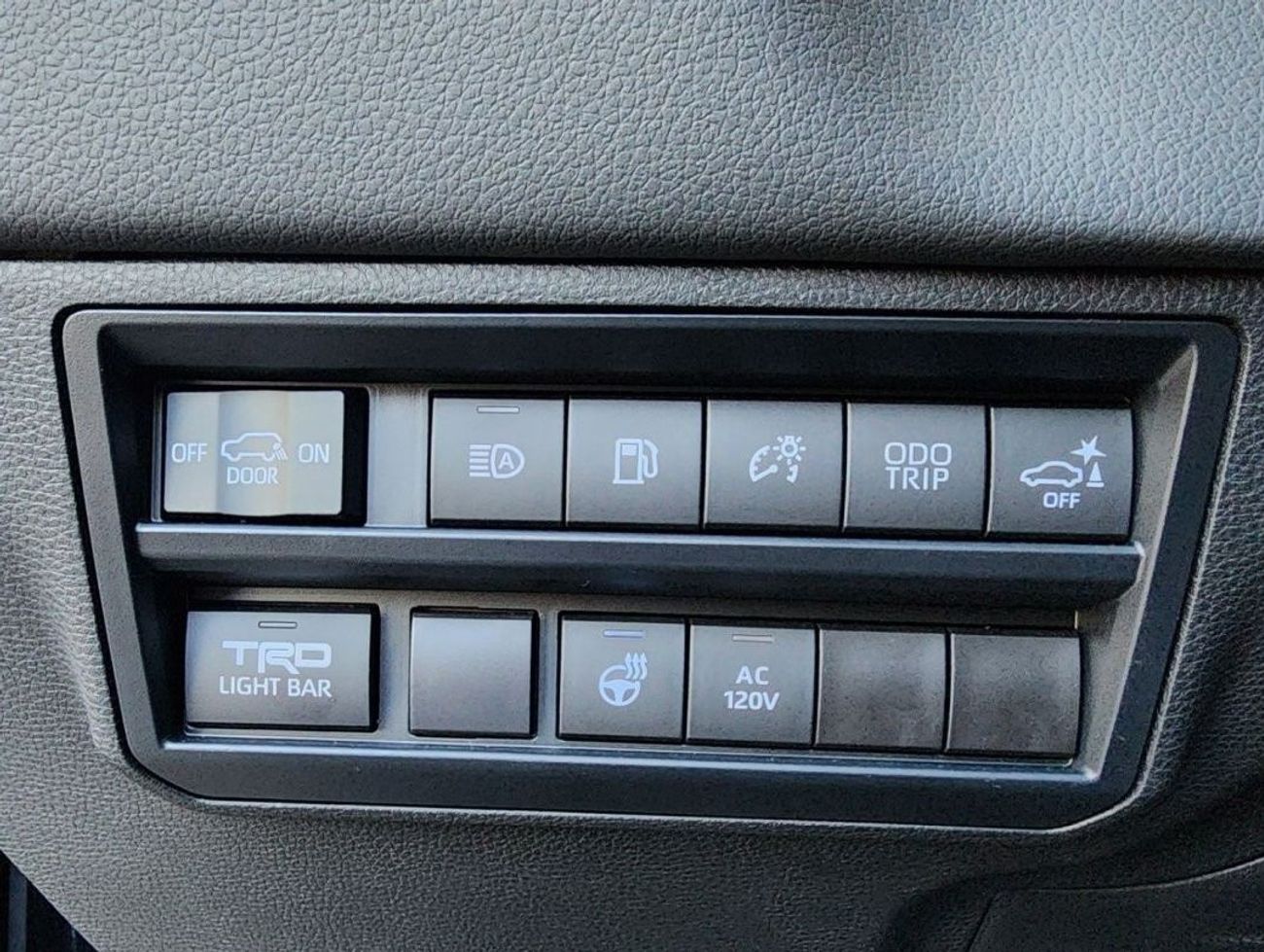 Toyota Sequoia 2023 TOYOTA SEQUOIA 3.5-liter twin-turbo V6 Full Option Automatic Zero KM