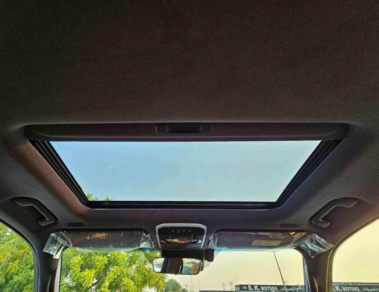 Toyota Land Cruiser VXR 3.3L DIESEL | PWR WITH MEMORY SEATS / HUD / RADAR / JBL SPEAKERS (CODE # LCDVXRHA)