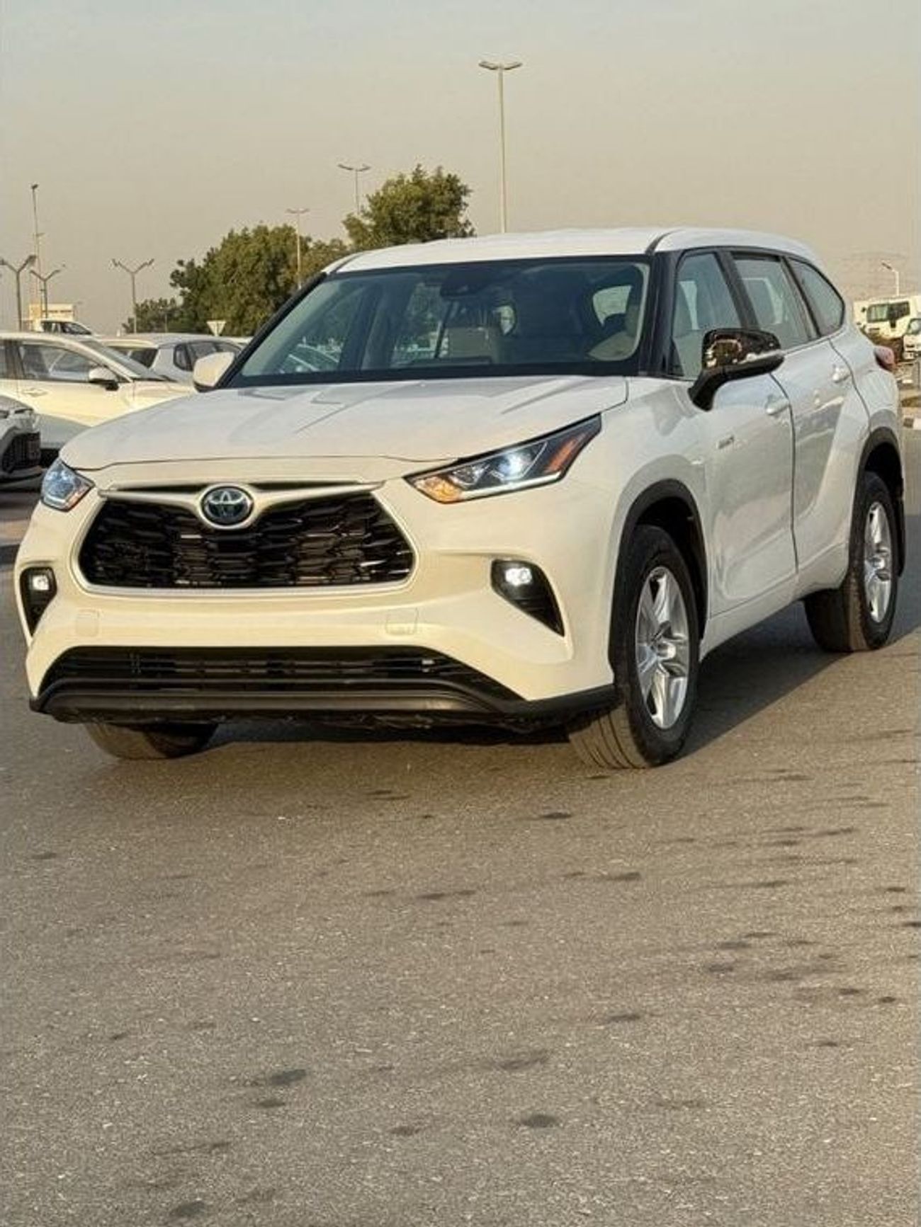 تويوتا هايلاندر Highlander Hybrid Gcc