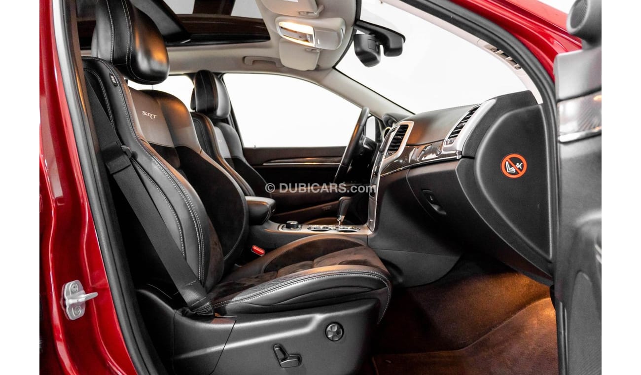 Jeep Grand Cherokee 2013 Jeep Grand Cherokee SRT8 /  6.4L Hemi V8