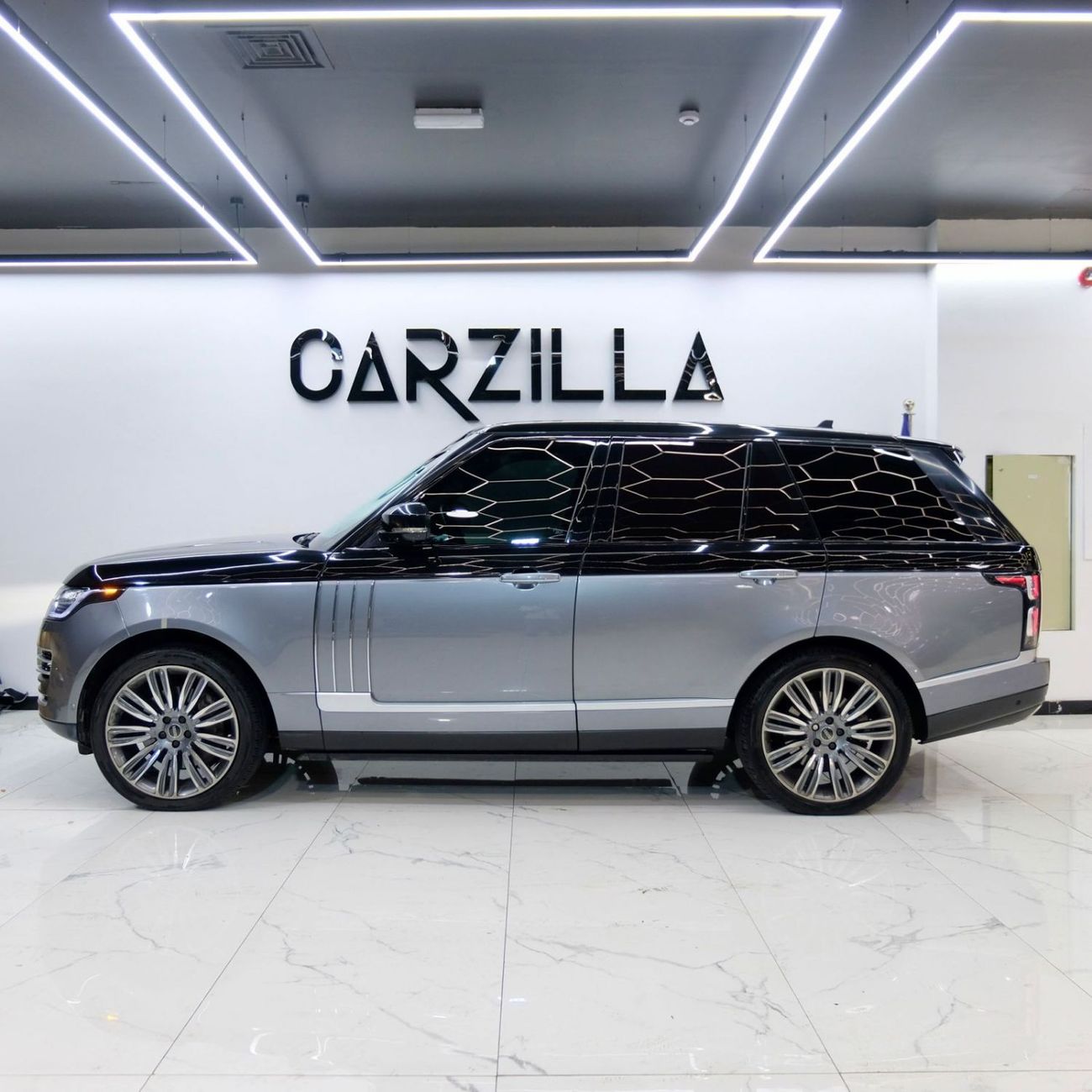 Land Rover Range Rover Autobiography 5.0L (375 HP) Range Rover Autobiography 2016 | American Specs | Dual Tone Gray & Black