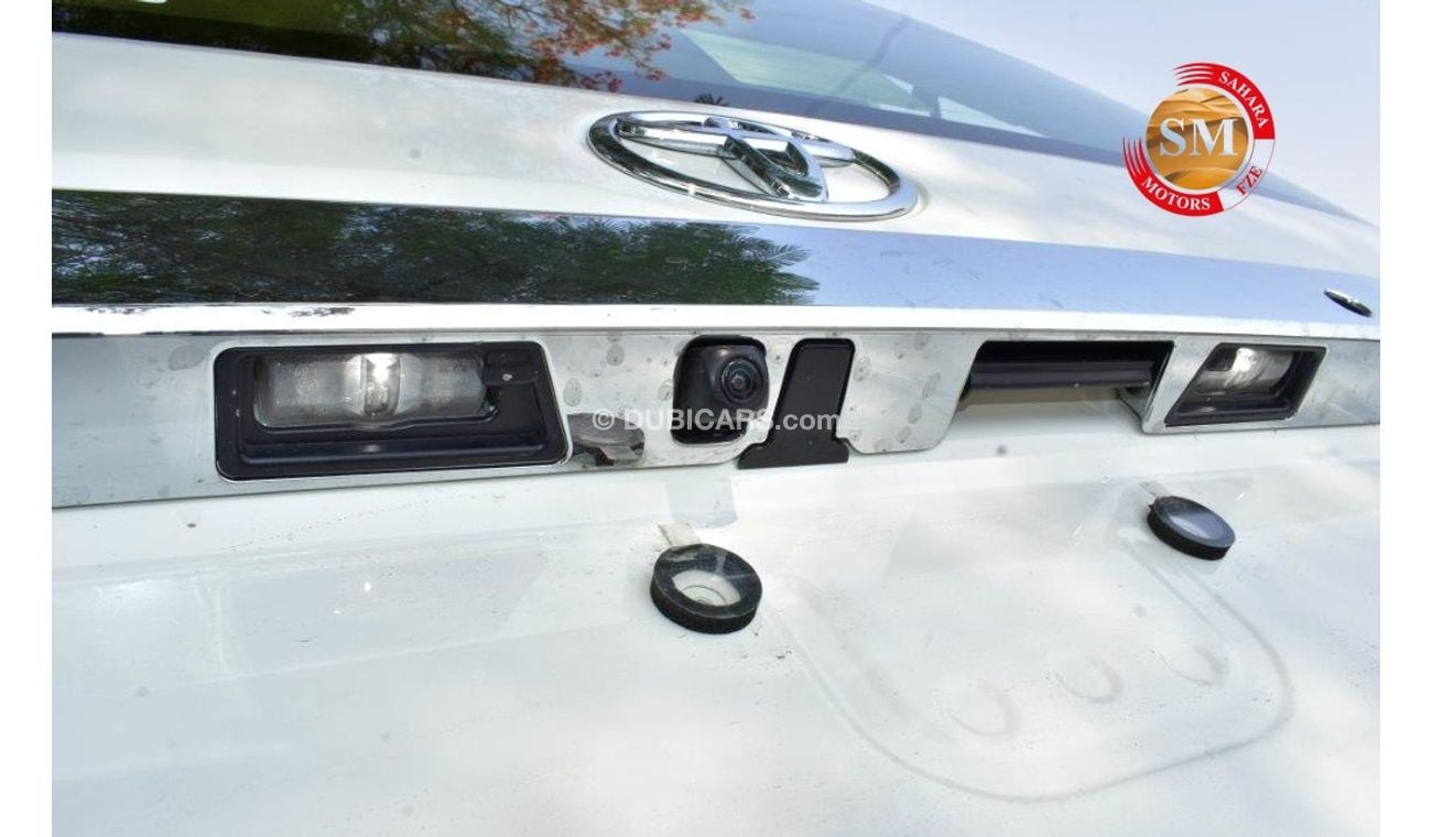 Toyota Hiace 2020 MODEL HIGH ROOF GL 2.8L  DIESEL 13  SEATER MT ( ONLY ON SAHARA MOTORS)