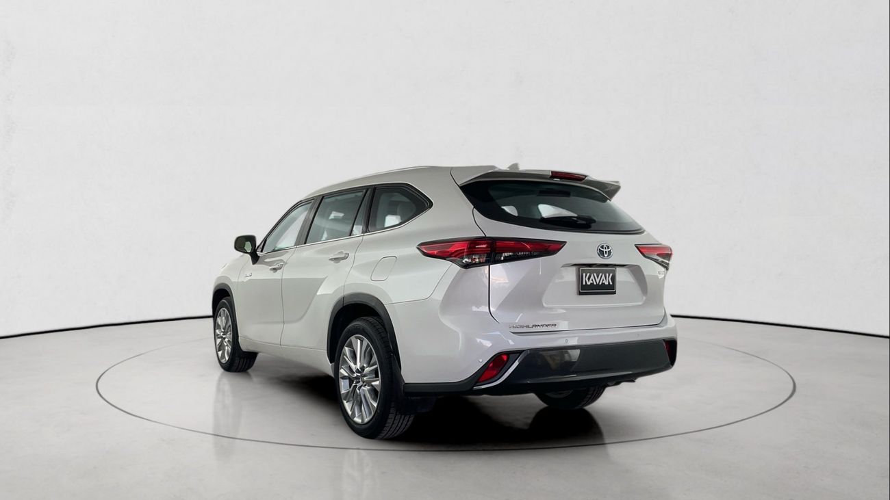 تويوتا هايلاندر VXR | شامل الضمان | 0 ﺪﻔﻋﺓ ﺃﻮﻟﻯ