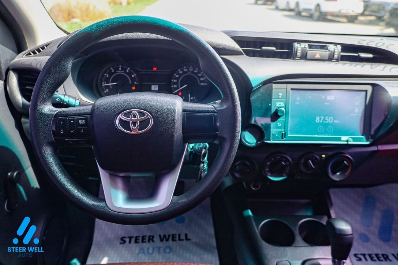 Toyota Hilux GL 2.7L Double Cab Utility AWD 2022 2.7L Petrol Dual Cab Pickup | Automatic | GCC Specs | Best Price