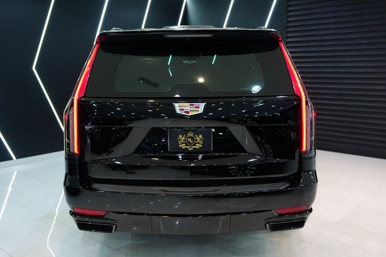 Cadillac Escalade SPORT PLATINUM 2023 Cadillac Escalade ESV Sport Platinum, Rear Entertainment Display, Dealer Warr + Serv!!