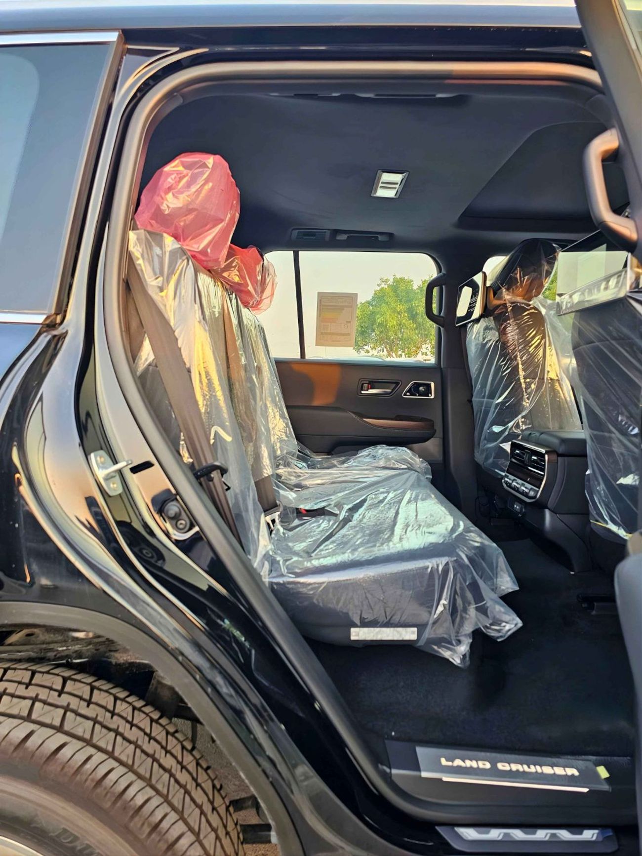 Toyota Land Cruiser VX TWIN TURBO / 3.5L V6 PETROL/ FRONT & REAR CAMERA / BIG DVD / FULL OPTION (CODE # VX)