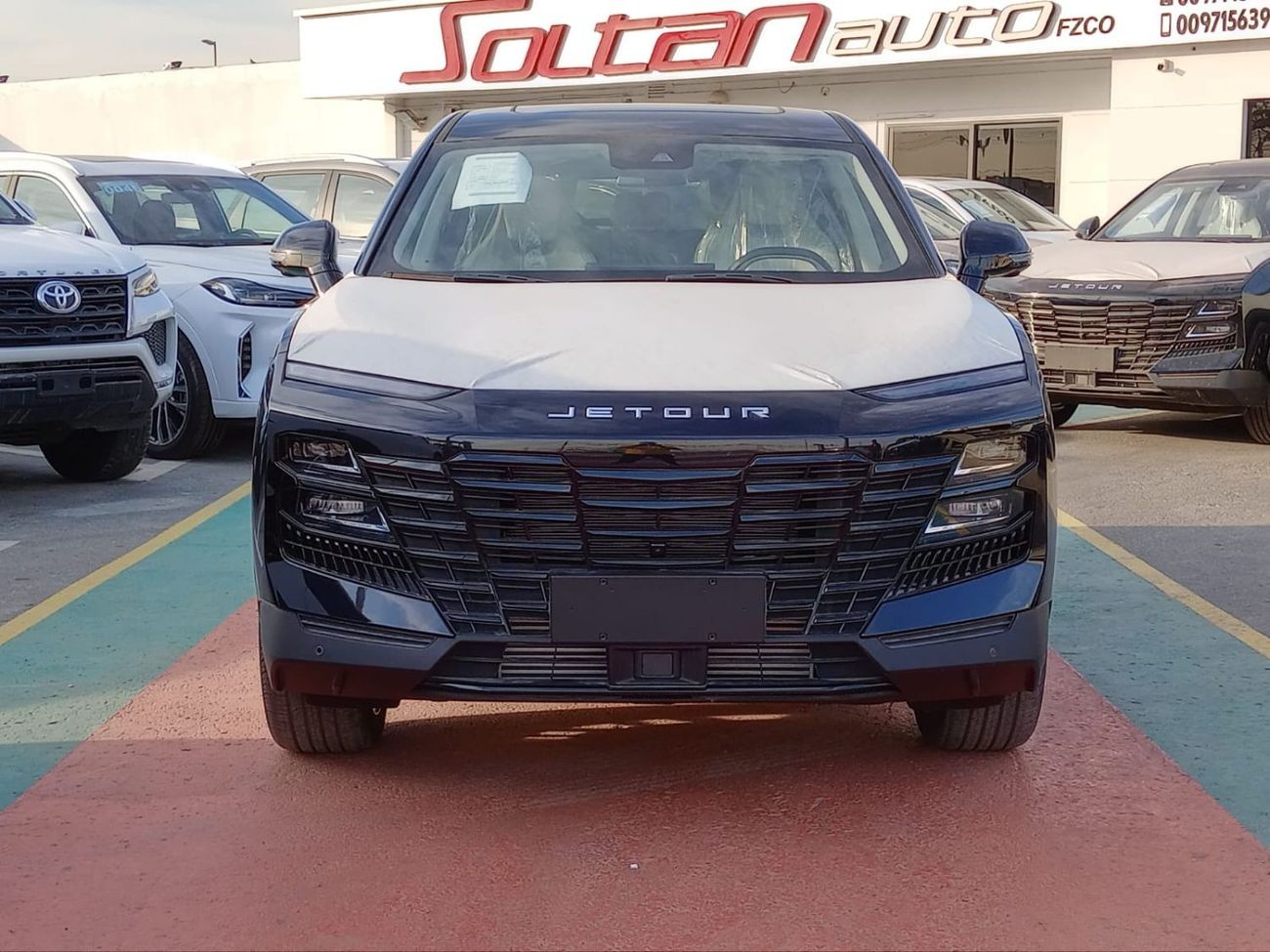 Jetour Dashing 1.6L Turbo Full option FWD SUV Black color