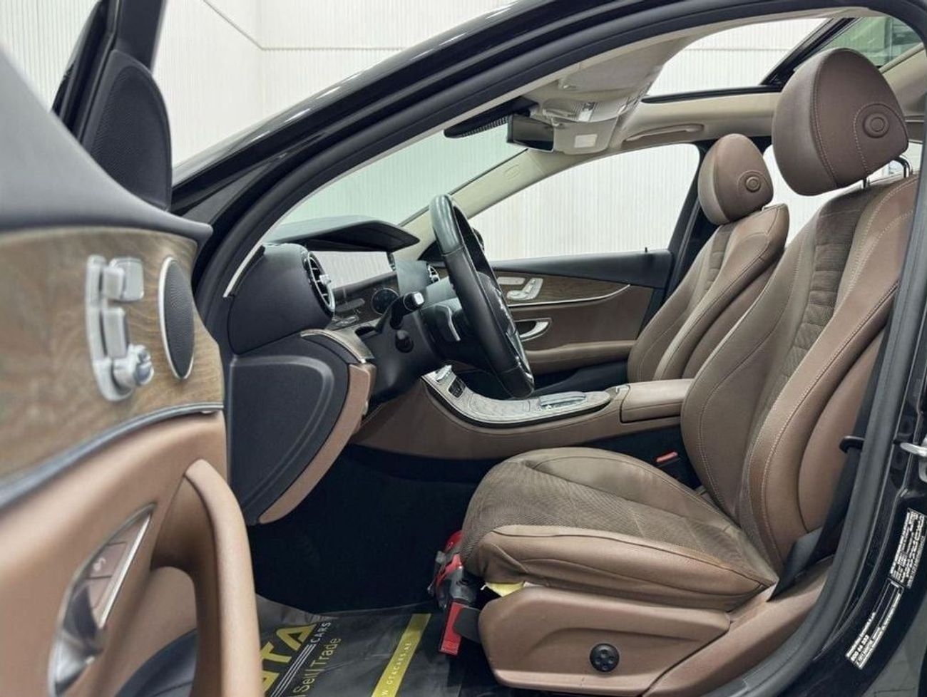 مرسيدس بنز E200 2022 Mercedes-Benz E200, Agency Warranty Till 05/27, Full Service History, GCC