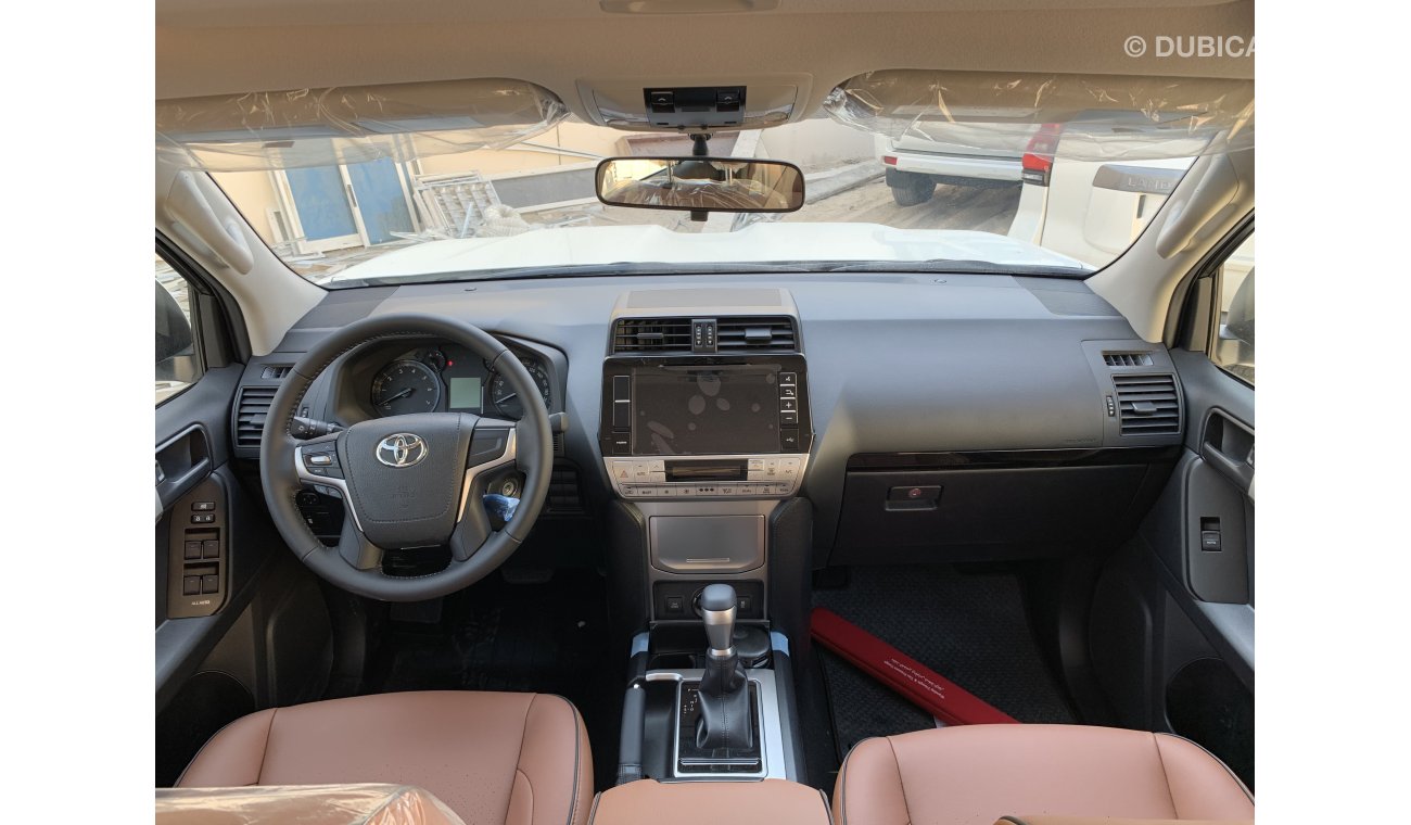 تويوتا برادو VXR 4x4 2.7L V4 with Leather Seats